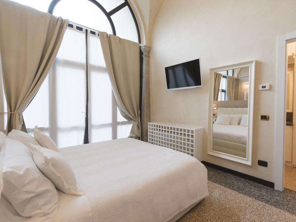 Suite Prestige Verona Luaran gambar